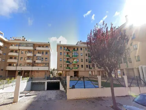 Piso en calle del Camino de los Chopos, 3